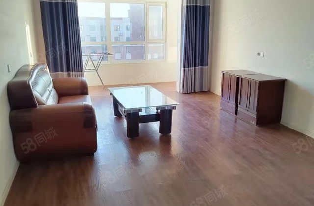 圣丰国际3室2厅125.23㎡52万二手房图片