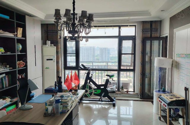 弘润金茂府3室2厅143㎡106万二手房图片