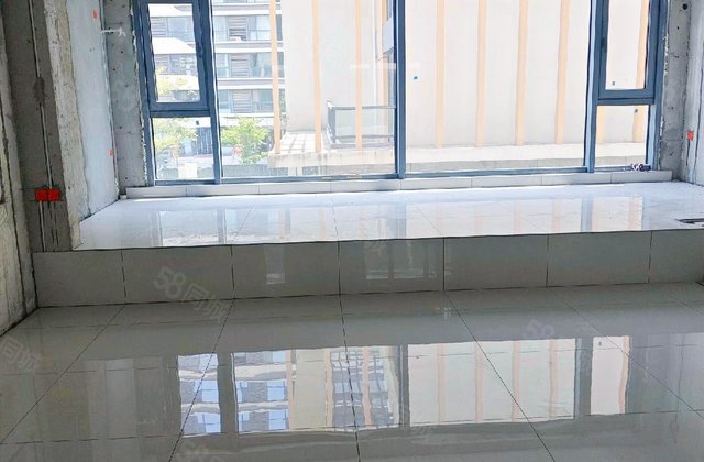 和昌海云曦岸(别墅)8室2厅132.95㎡259万二手房图片
