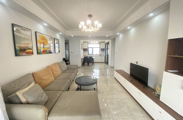 急售 水岸花语 昌润莲城 附近 莲湖新城三叶草 带车储