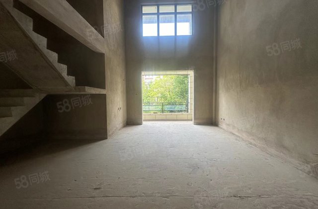 清和园5室2厅201.78㎡83.8万二手房图片