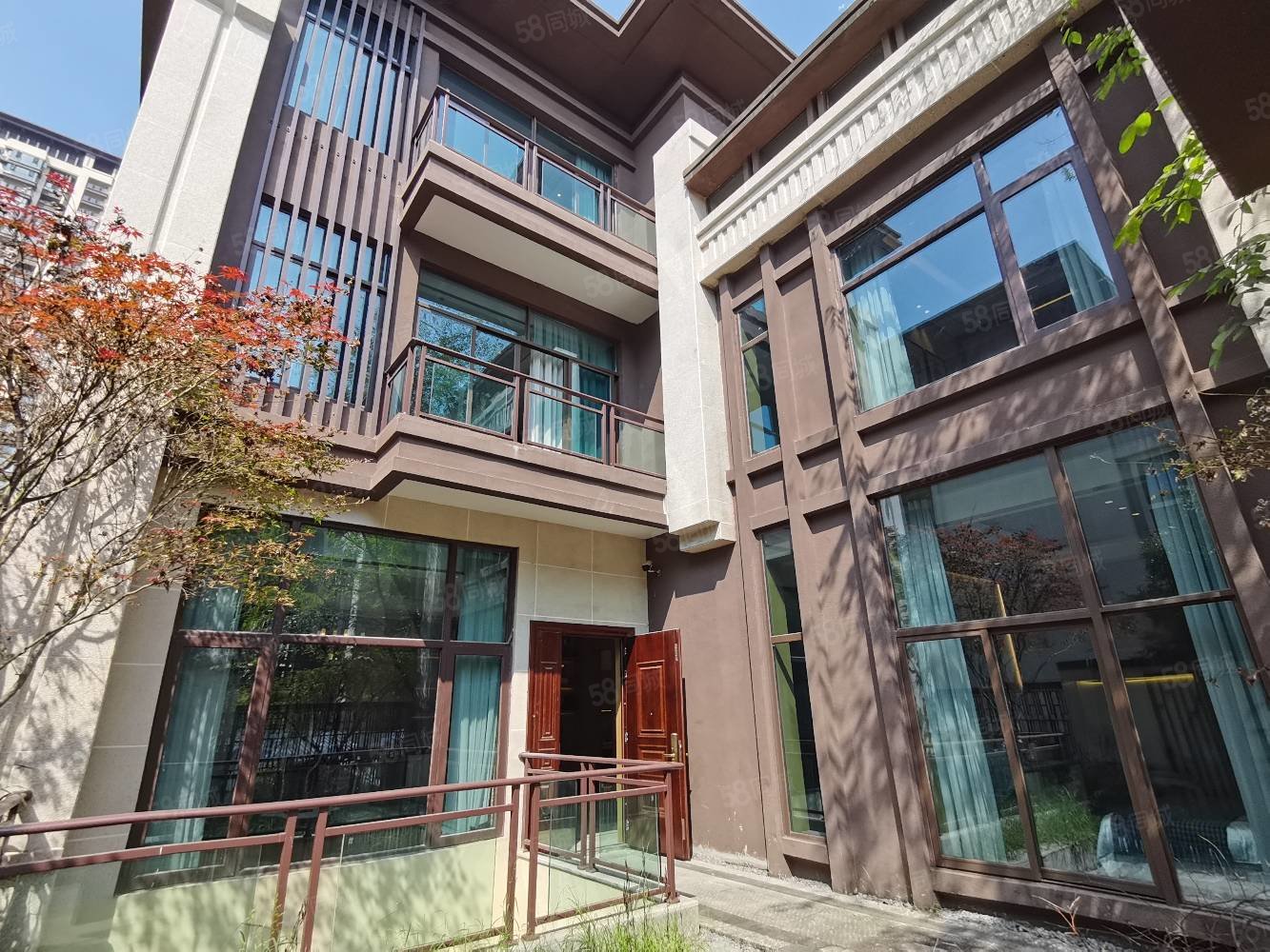 【10图】城南 高端别墅,带电梯 私家院落,带5车位!,紫云府-广安58同城