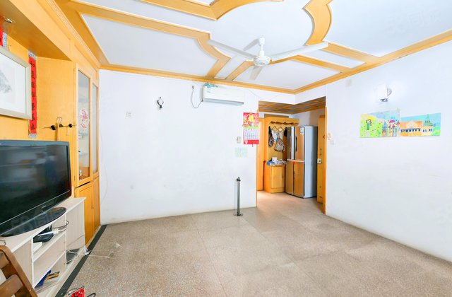 天山小区3室1厅93㎡138万二手房图片