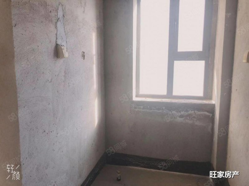 凯尔国际商住楼3室2厅2卫140.8㎡南北87万