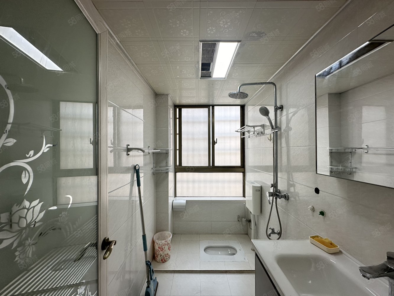 华鼎中央城3室2厅2卫125㎡南北81万