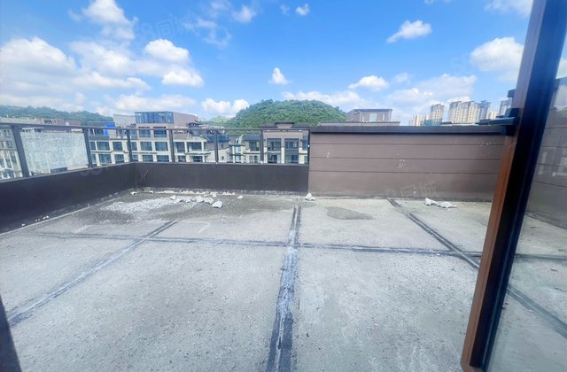 中铁阅山湖D组团(别墅)5室3厅157㎡253万二手房图片