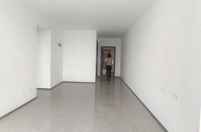 渠道专属团购101平现房88万车位储藏室比售楼     的多