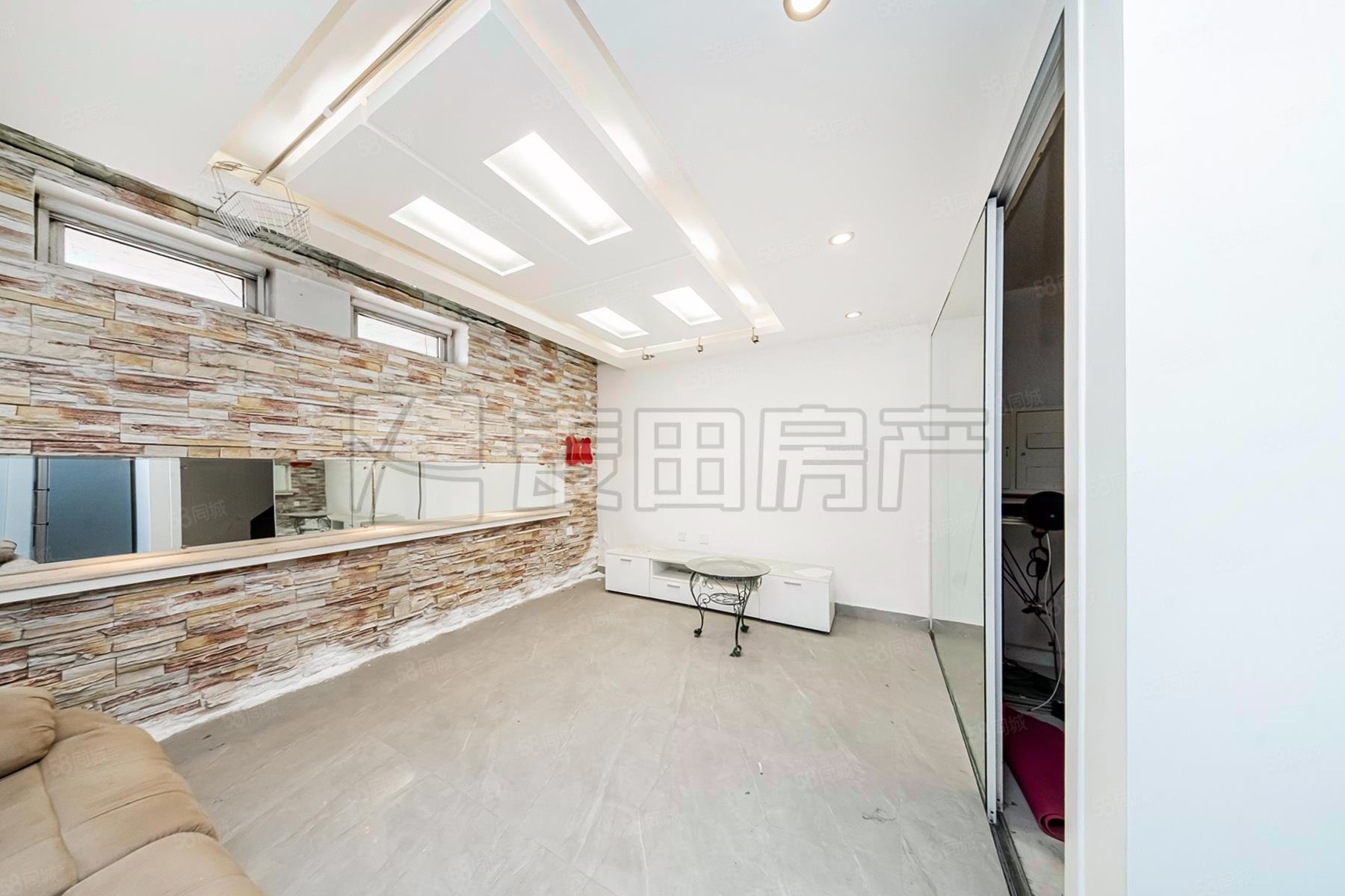 吉晟別墅3室2廳4衛(wèi)235.19㎡東南1298萬