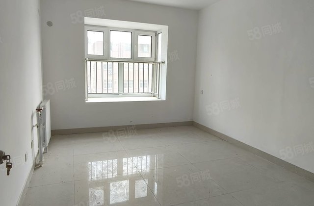 二中文苑门口，徒骇河旁二中家属院，电梯洋房