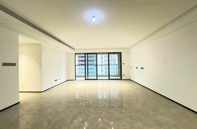 万科翡翠东方3室2厅130.63㎡250万二手房图片