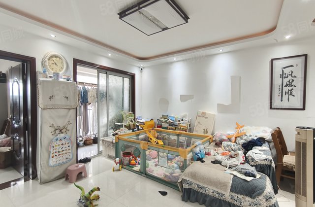 阿尔卡迪亚  水晶城旁   出行方便  隧时看房