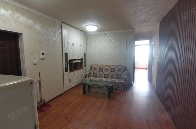 兴华路碧中海南邻聊医花园 精装三室 带车位有钥匙 有证可按揭