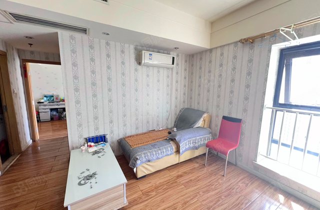 东北角艺术公寓3室2厅95.98㎡215万二手房图片