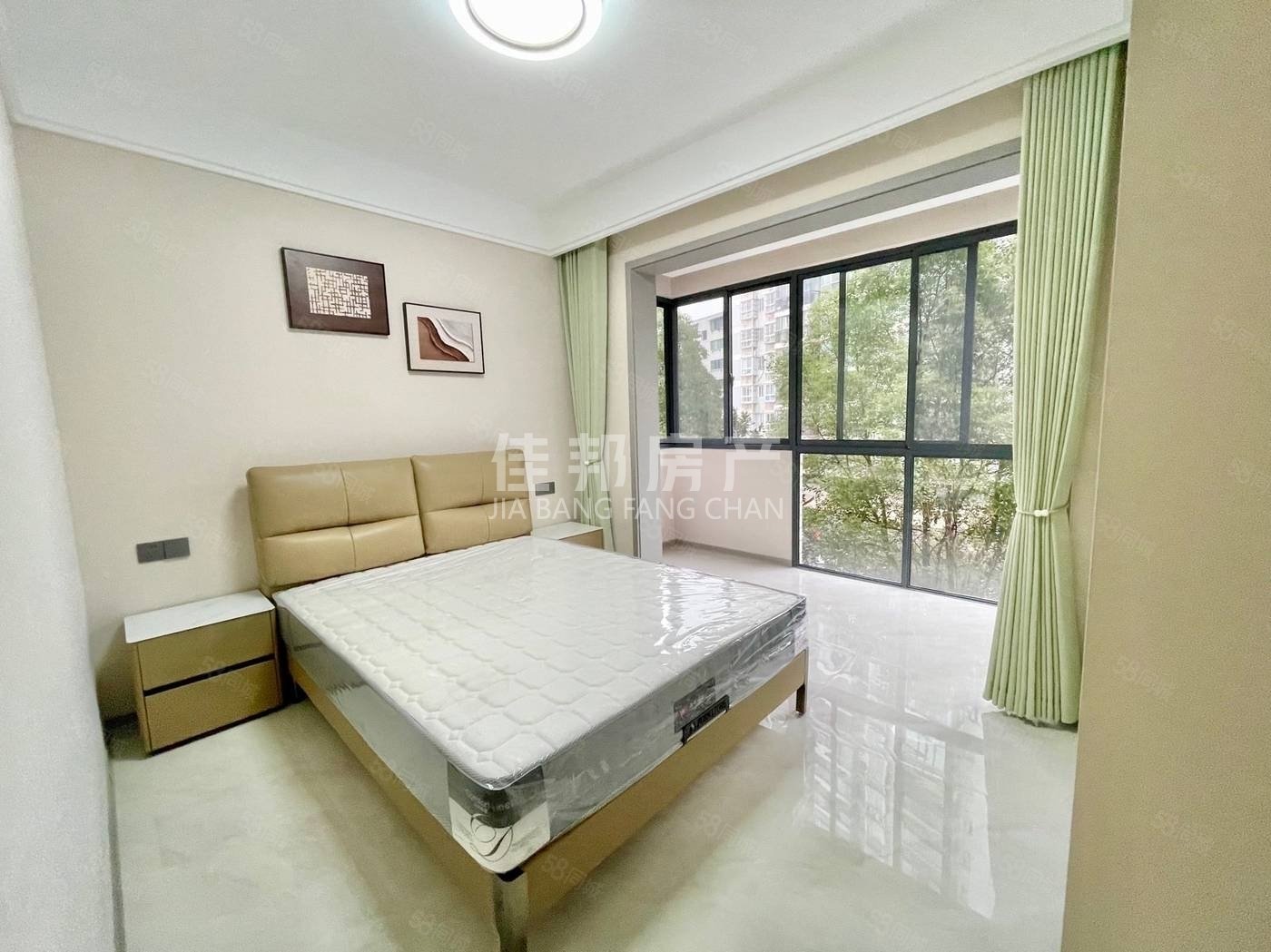 电信佳苑3室2厅2卫126㎡南北83.8万