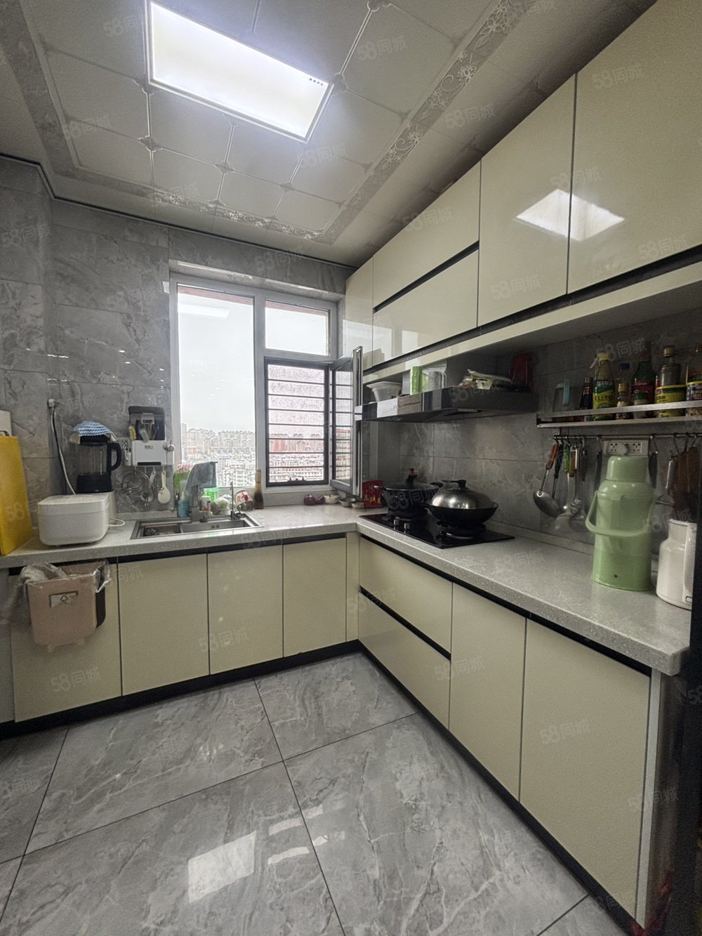 九洲公园时代3室2厅1卫120㎡南北47.8万