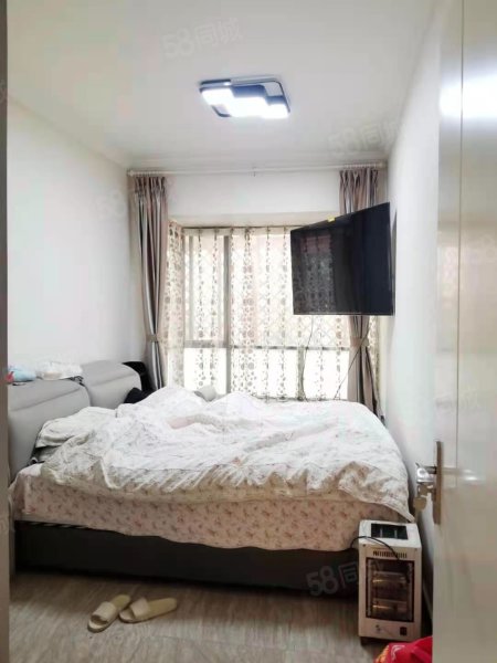 390万好楼层高新区128平南北预约看房豪装5房水逸康桥