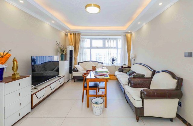 八方小区(B区)3室2厅126.73㎡292万二手房图片