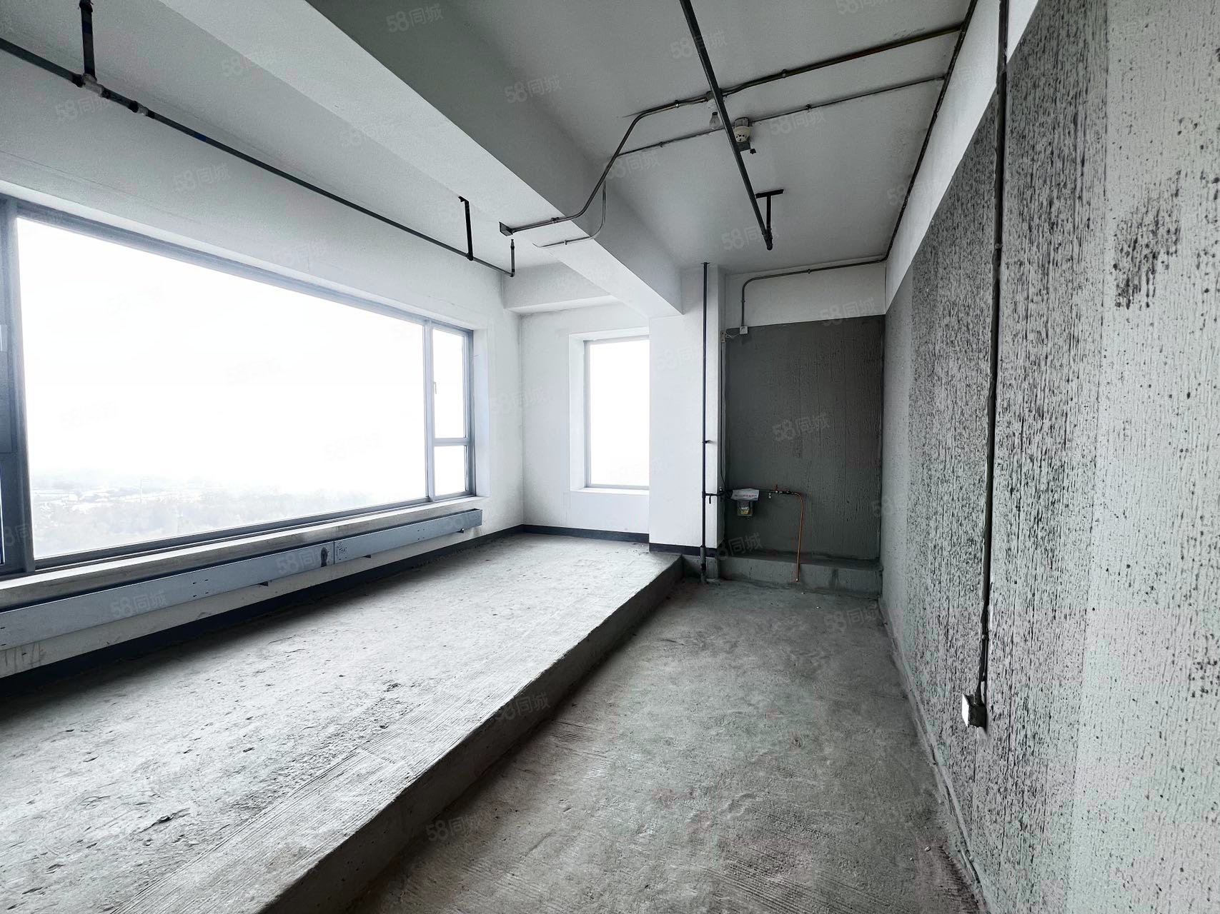 盤古大觀6室3廳5衛(wèi)666.67㎡南北4550萬