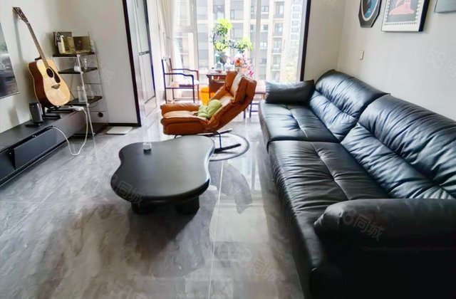 海信城3室2厅120㎡109.8万二手房图片