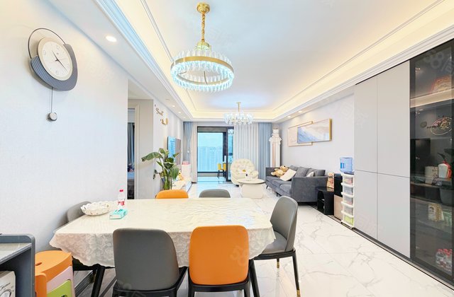 中海云麓世家4室2厅141.31㎡249万二手房图片