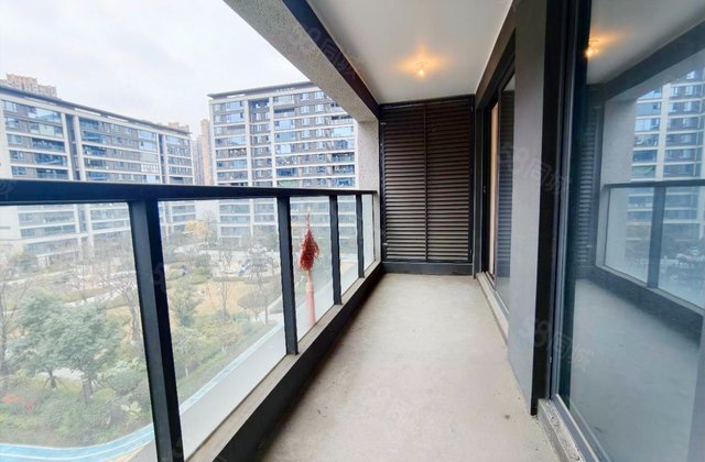 金辉凤栖云璟一期3室2厅97.67㎡139万二手房图片