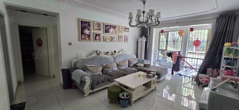 交通便利 电梯房 近地铁 小三房 满二 南向采光好,维多利橄榄城