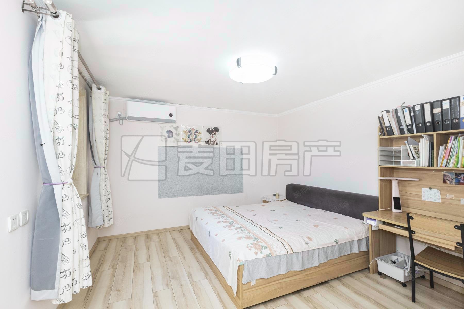 曙光花園望山園2室1廳1衛(wèi)114.98㎡西南790萬(wàn)