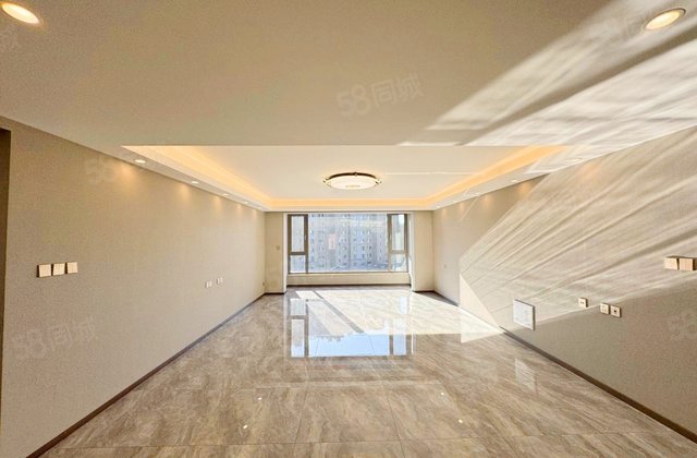 万科惠斯勒小镇3室2厅163.92㎡149万二手房图片