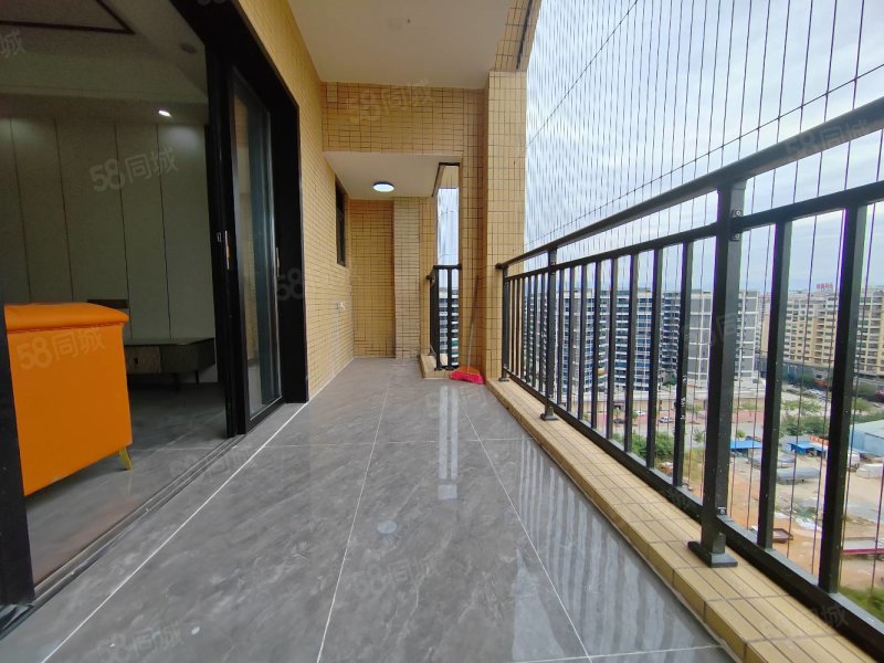 【10图】首付25万 新县城 全新装修未住人 4房,盛华俊景豪园-梅州58