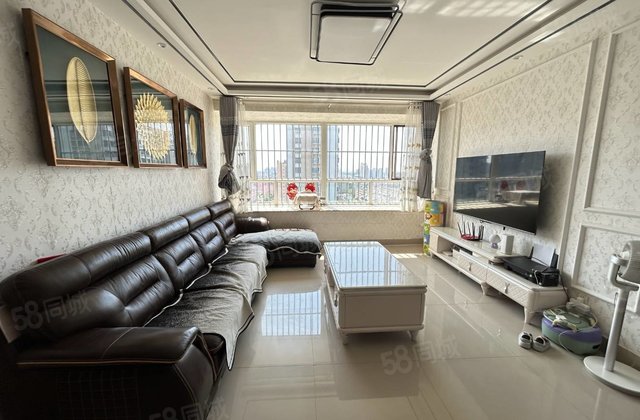 香江附近~西边户~    ~免大税~房东诚心出售~看房方便