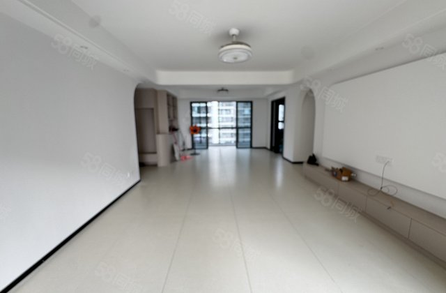 保利云禧5室2厅175㎡138万二手房图片