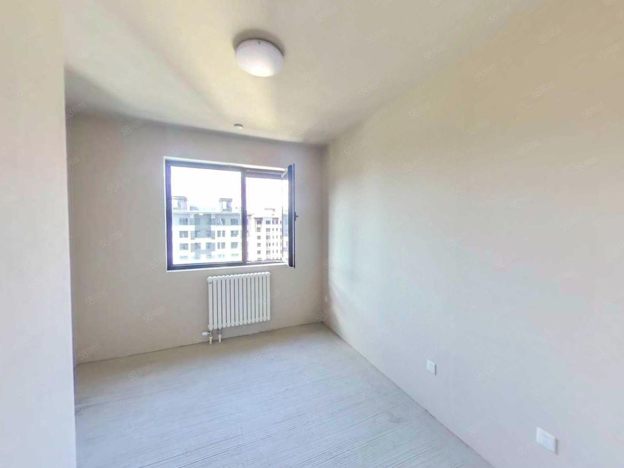 櫻花北街18號(hào)院3室2廳1衛(wèi)94.59㎡南北168萬(wàn)