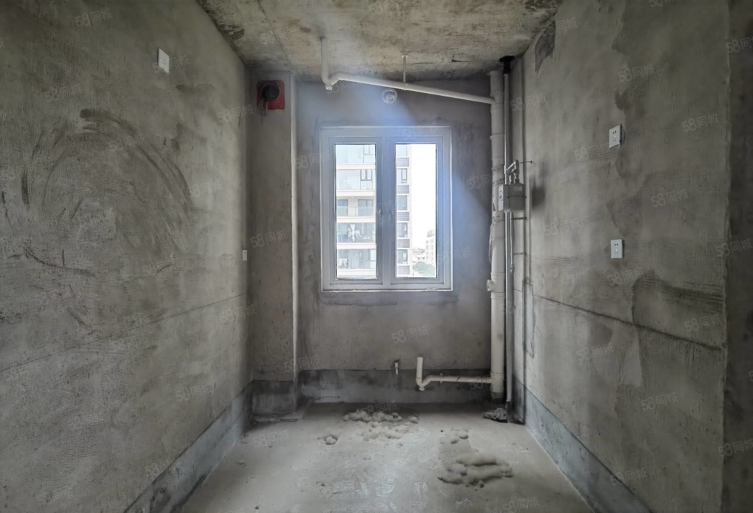 圣桦锦江天玺4室2厅2卫146㎡南北90万