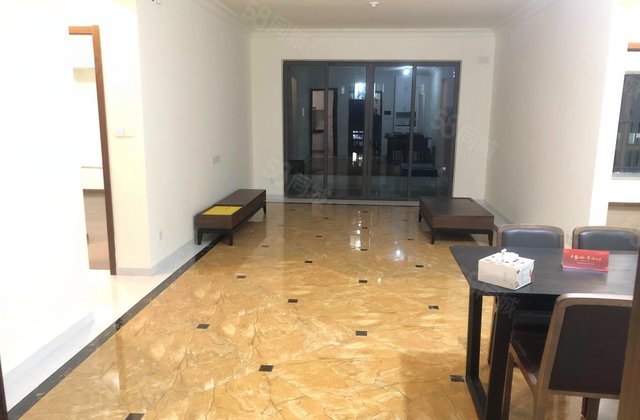 碧桂园华润新城之光4室2厅131.27㎡163万二手房图片