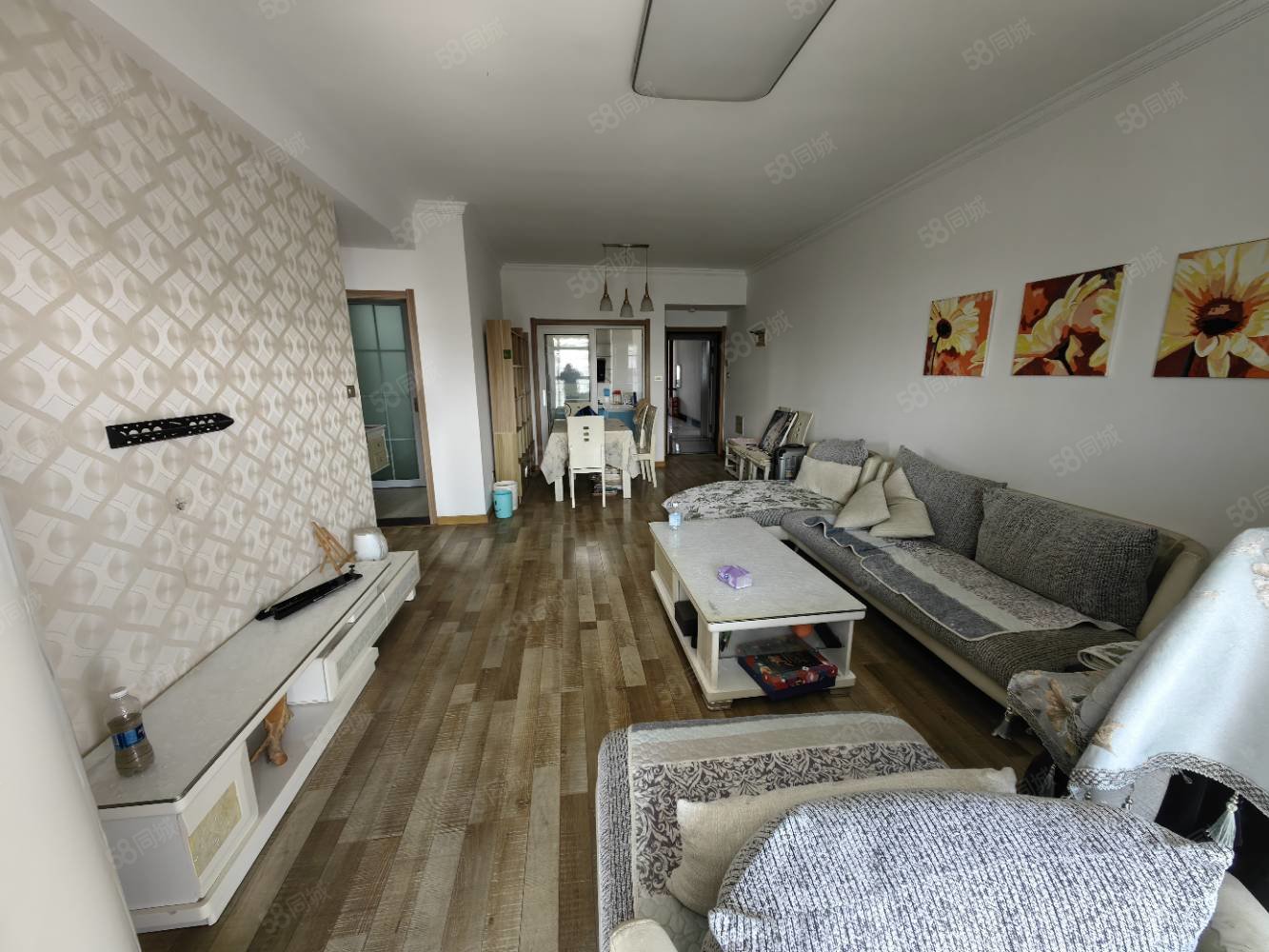 盛世东城2室2厅1卫93㎡南北38万