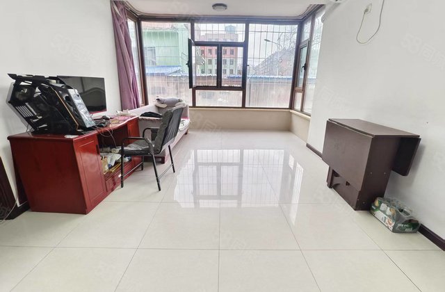 亨达名苑2室1厅1卫84㎡南北46.8万