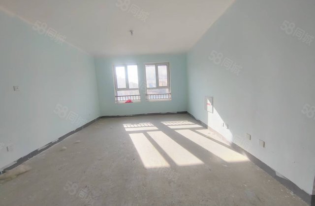 急售！江北水镇3层加4层别墅！带露台！带后院！江北水镇开发区