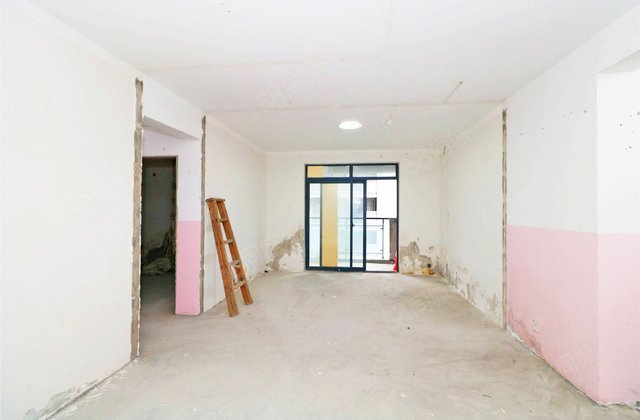 天鹅湖九号3室2厅121㎡210万二手房图片