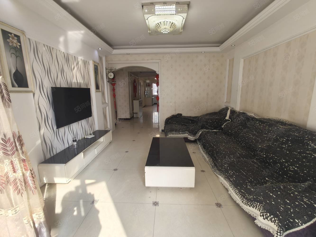 奥林清华3室2厅1卫124㎡南北63万