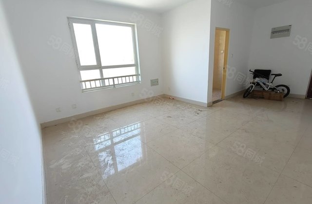 幸福里，阿卡迪亚，带车位，二室二厅带储藏室，走一手手续