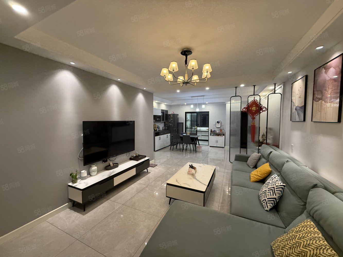 悦湖城3室2厅2卫143㎡南北91万