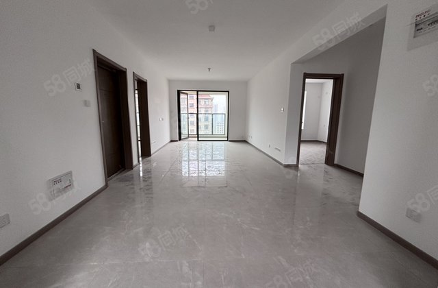 一实验，城市玖玺南区，18层电梯房，三叶草纯新房双阳台