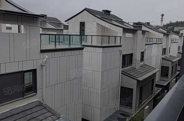 近228国道胡女士房东179万14794元/㎡西溪半岛 联排别墅 192平售价266