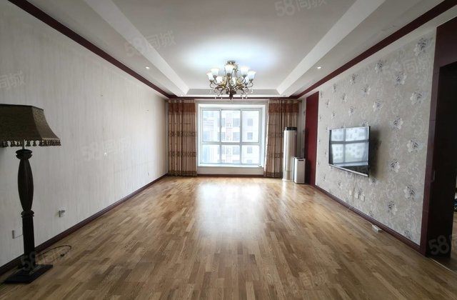 丽水名都165平140万带车位!月亮湾!颐馨园贵华苑!和馨园