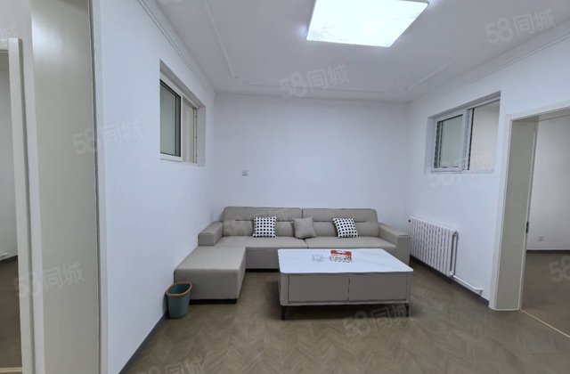 山环总厂东北苑 38万商业配套齐全 小三房 精装可拎包入住