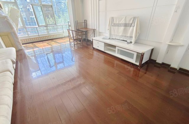 吉大家属楼3室2厅136㎡85万二手房图片