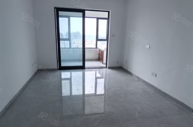 急售新现房，星光理想城，带车储，好楼层，  三叶草户型也有