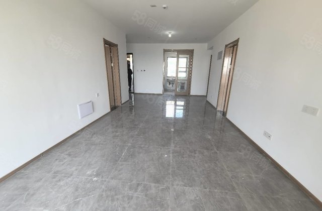 后菜市街文轩中学 东边户三叶草现房 东关国际旁东关瑞府双阳台