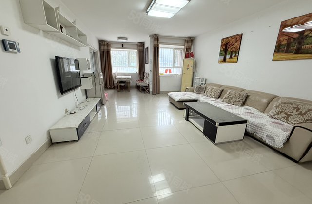 月亮湾！贵华苑！三室两厅两卫！带车位储藏室！价格可谈！