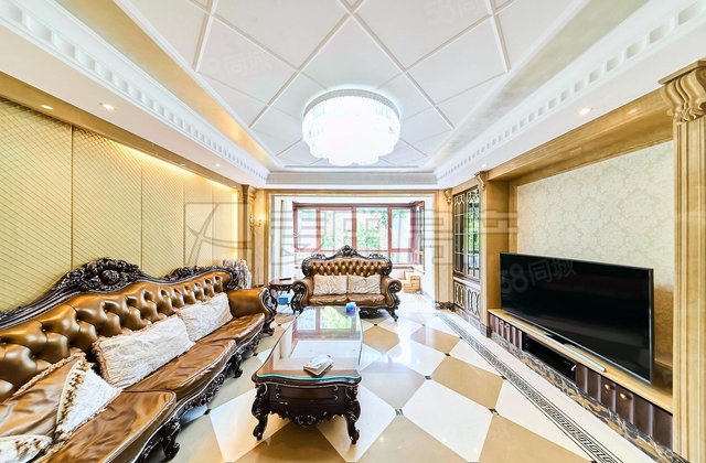 太阳公元(南区)4室2厅220㎡3000万二手房图片